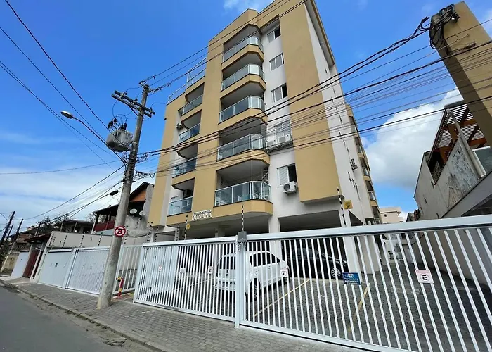 Apto Funcional No Centro Para Seu Lazer Em Ubatuba